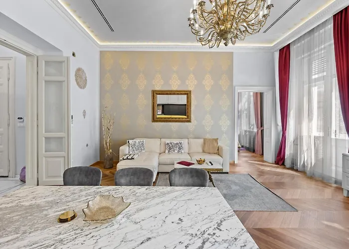 Count Zrinyi Basilica Luxurious *