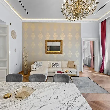Count Zrinyi Basilica Luxurious *