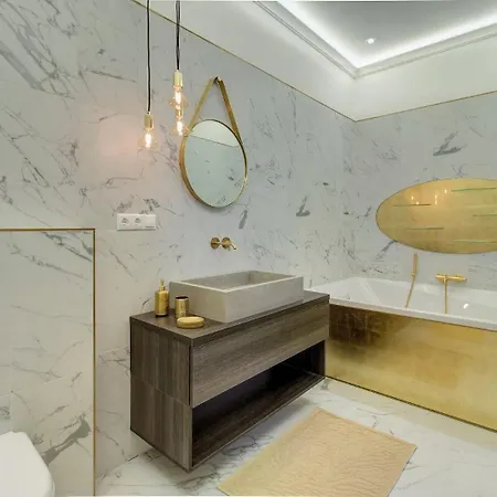 Apartment Count Zrinyi Basilica Luxurious