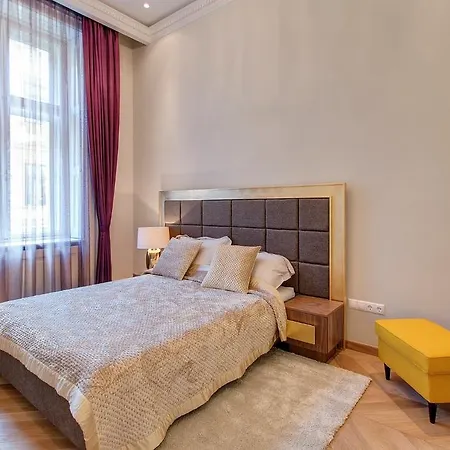 Count Zrinyi Basilica Luxurious