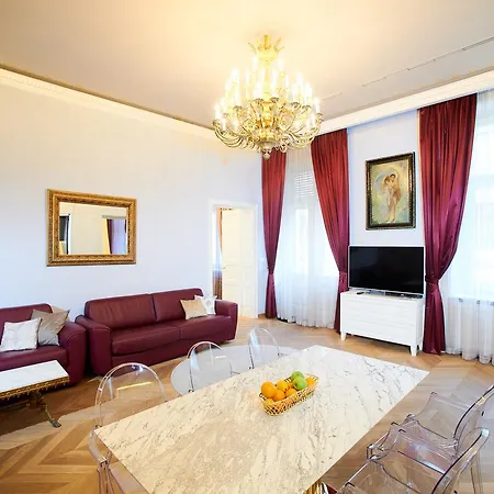 Apartment Count Zrinyi Basilica Luxurious