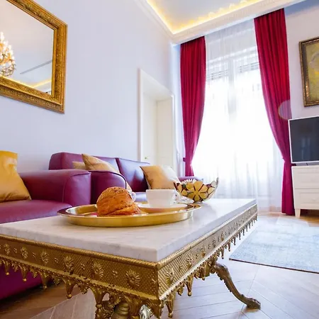 Count Zrinyi Basilica Luxurious *