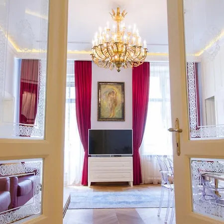 Count Zrinyi Basilica Luxurious Apartment Budapest