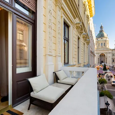Count Zrinyi Basilica Luxurious Budapest