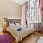 Count Zrinyi Basilica Luxurious Budapešť