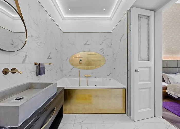 Apartment Count Zrinyi Basilica Luxurious *